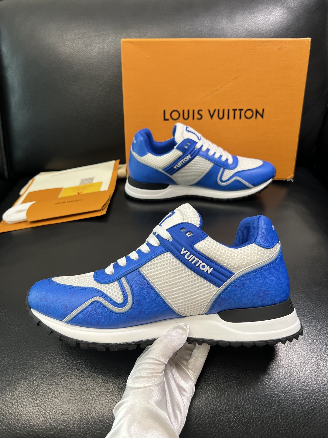 Lv 高品质 顶级工艺品 路易威登，运动板鞋专柜同步，鞋面意大利进口，高品质拼接缤纷色彩复杂工艺品，进口