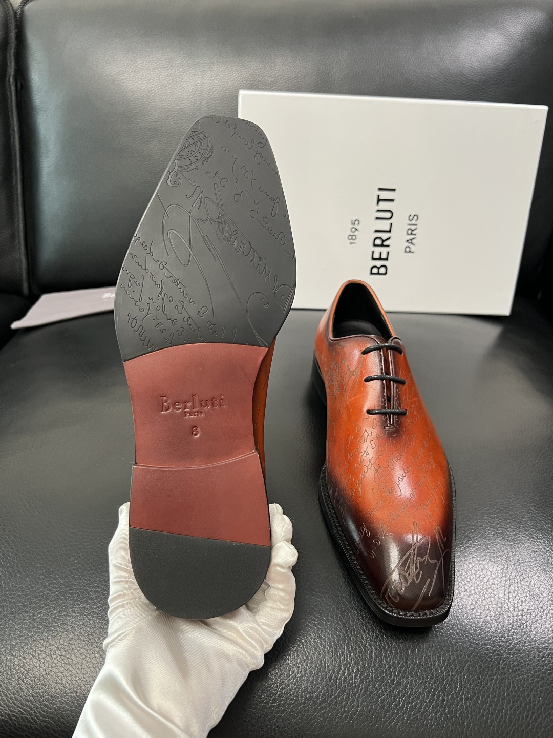 Berluti 顶级代购 布鲁提 皮鞋专柜同步发售原厂配置，意大利进口牛皮面料，全进口水染牛皮里垫，鞋底