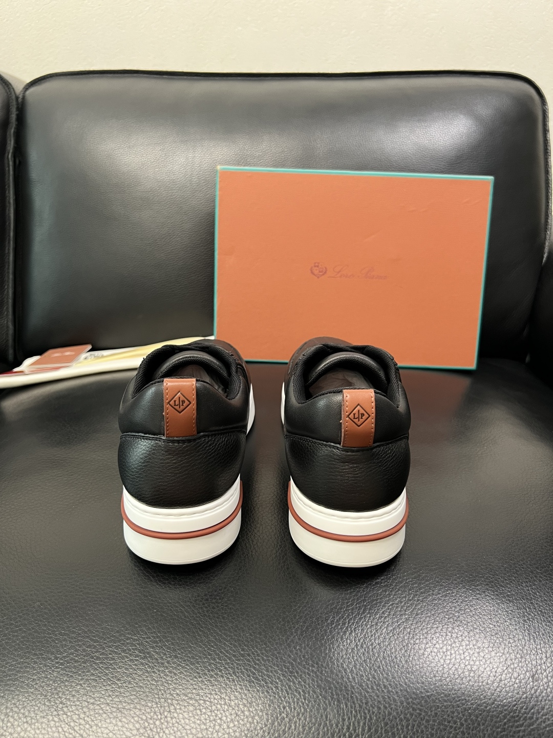 Loro Piana 高品质 顶级工艺品 诺悠翩雅 新品专柜同步原厂配置，鞋面意大利进口牛皮面料，高品质