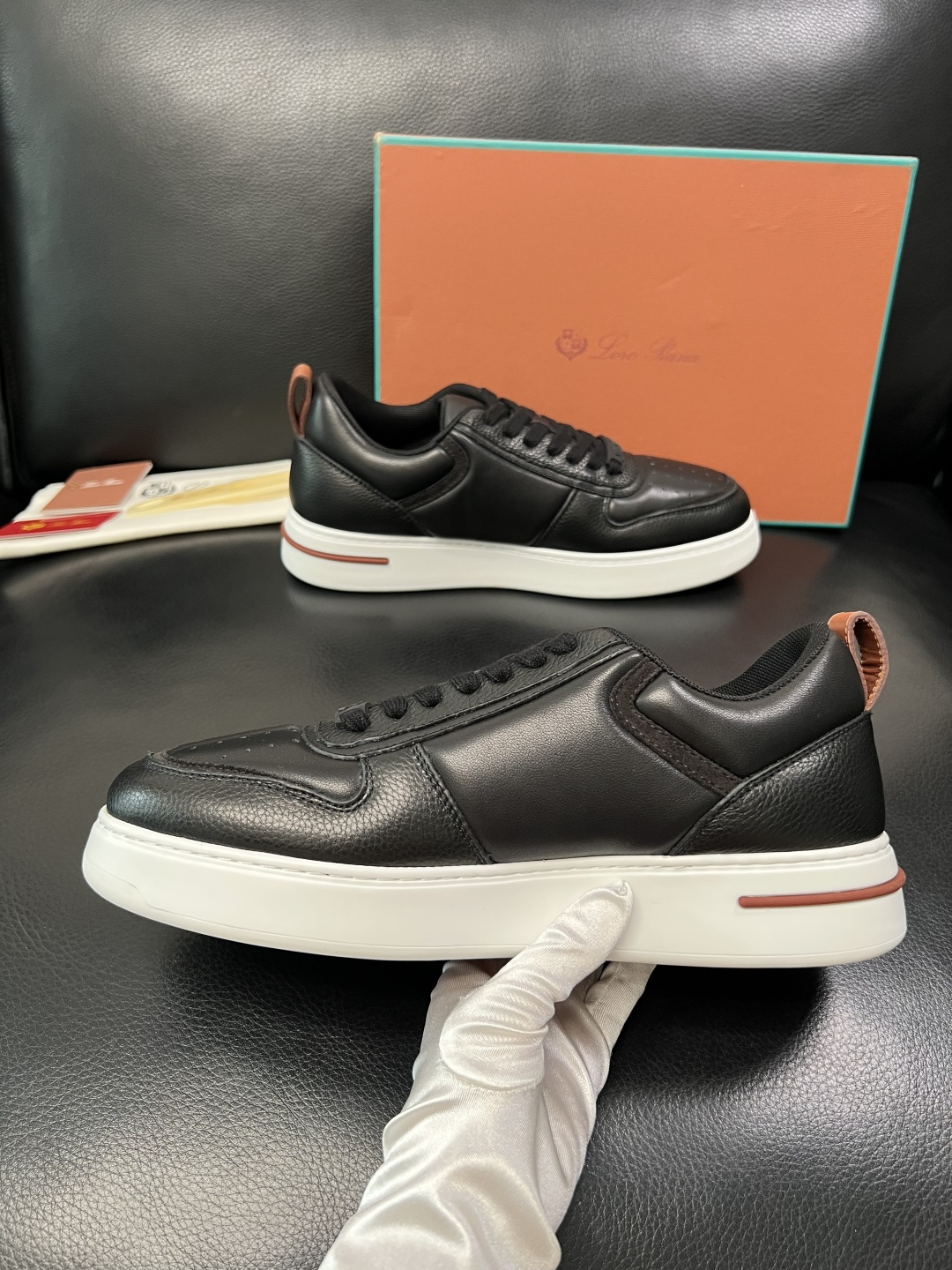 Loro Piana 高品质 顶级工艺品 诺悠翩雅 新品专柜同步原厂配置，鞋面意大利进口牛皮面料，高品质
