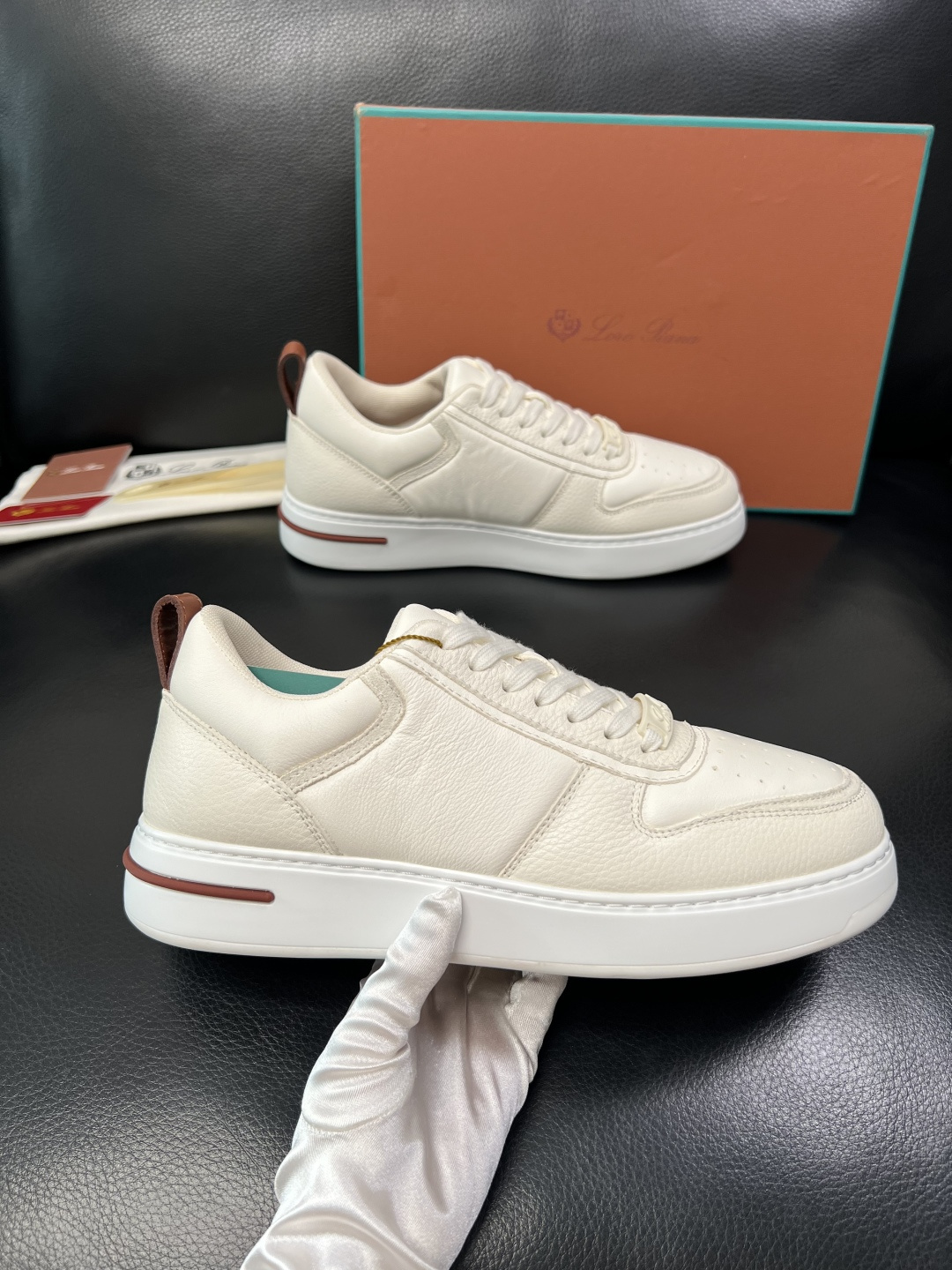 Loro Piana 高品质 顶级工艺品 诺悠翩雅 新品专柜同步原厂配置，鞋面意大利进口牛皮面料，高品质