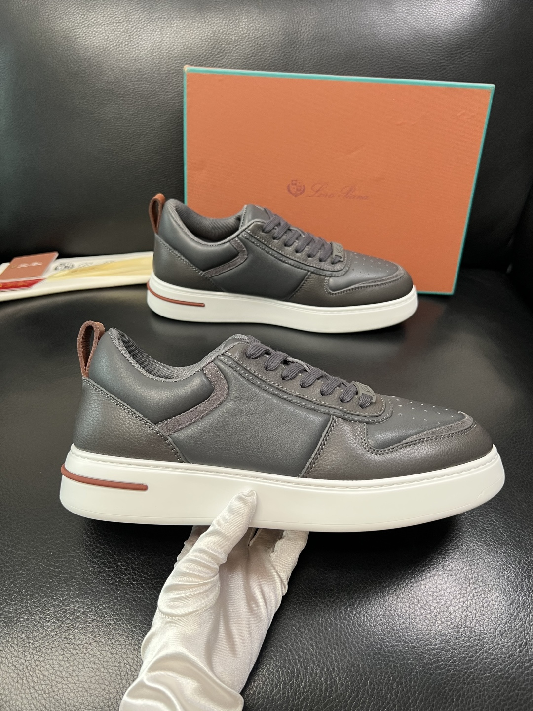 Loro Piana 高品质 顶级工艺品 诺悠翩雅 新品专柜同步原厂配置，鞋面意大利进口牛皮面料，高品质