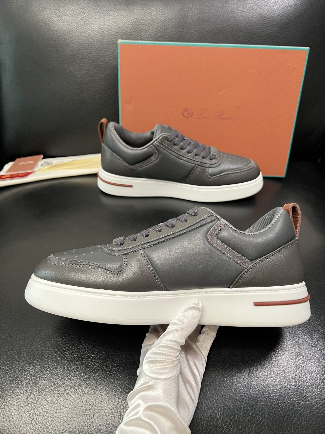 Loro Piana 高品质 顶级工艺品 诺悠翩雅 新品专柜同步原厂配置，鞋面意大利进口牛皮面料，高品质