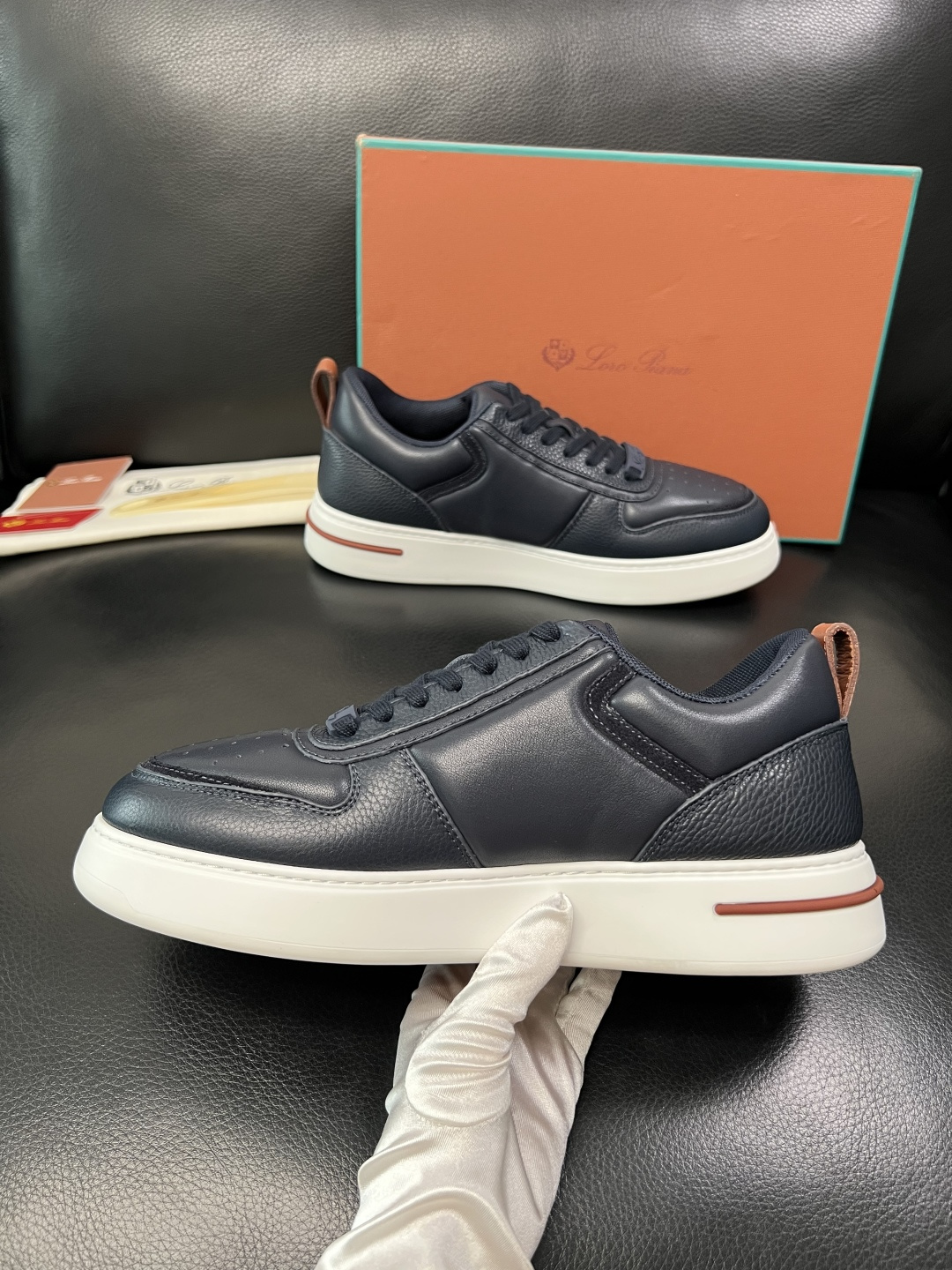 Loro Piana 高品质 顶级工艺品 诺悠翩雅 新品专柜同步原厂配置，鞋面意大利进口牛皮面料，高品质