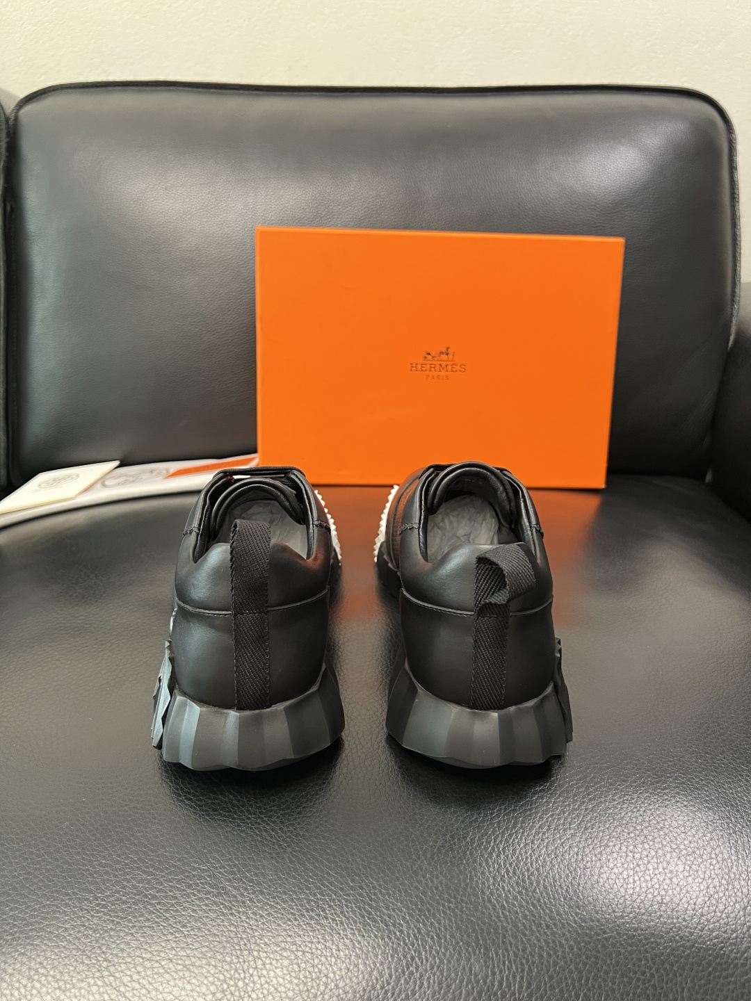 Hermes 高品质 顶级工艺品 爱马仕 专柜同步发售原厂配置，意大利进口原版牛皮面料，高品质拼接工艺，