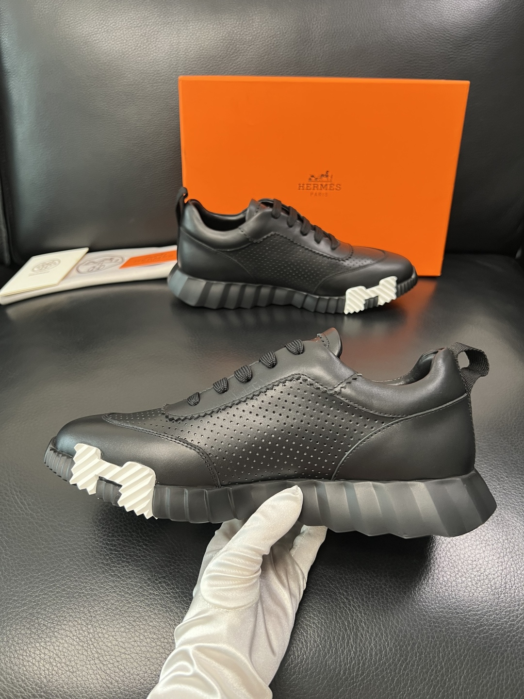 Hermes 高品质 顶级工艺品 爱马仕 专柜同步发售原厂配置，意大利进口原版牛皮面料，高品质拼接工艺，