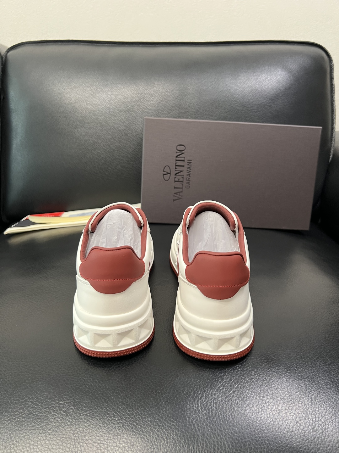 VALENTINO 高品质 顶级工艺品 华伦天奴，运动板鞋专柜同步，鞋面意大利进口，高品质拼接缤纷色彩复