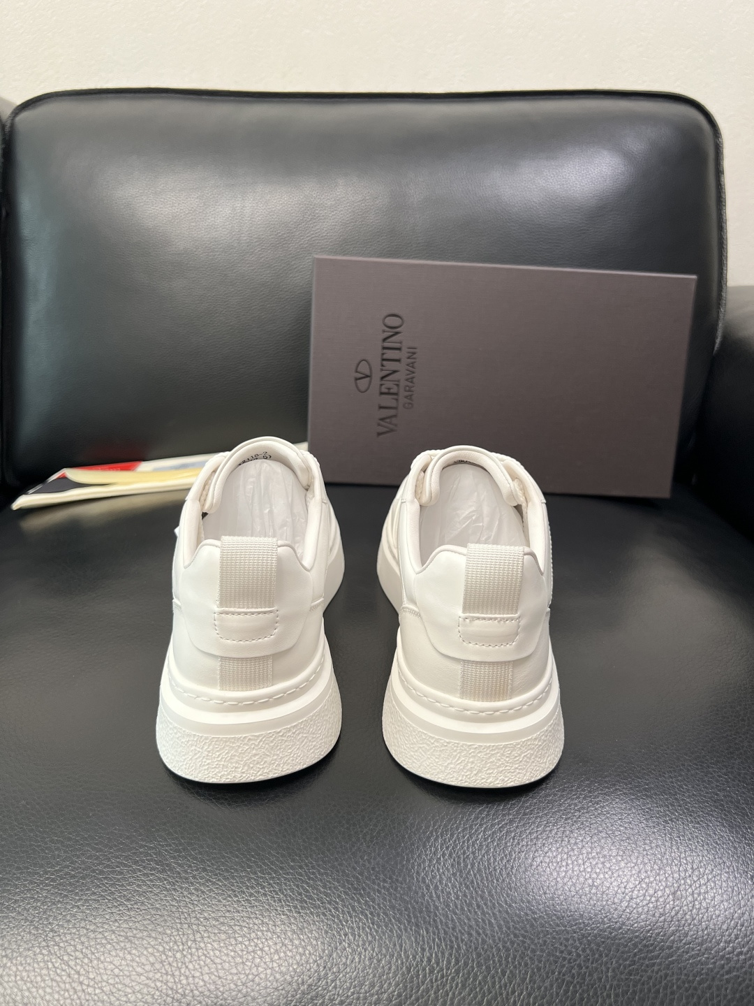 VALENTINO 高品质 顶级工艺品 华伦天奴，运动板鞋专柜同步，鞋面意大利进口，高品质拼接缤纷色彩复