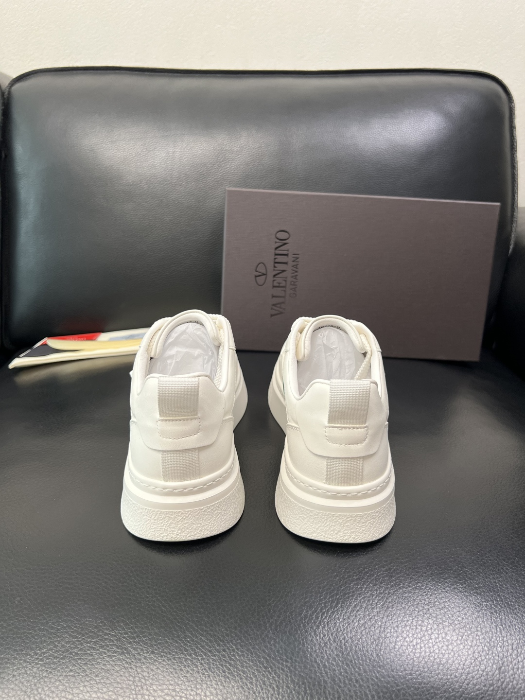 VALENTINO 高品质 顶级工艺品 华伦天奴，运动板鞋专柜同步，鞋面意大利进口，高品质拼接缤纷色彩复