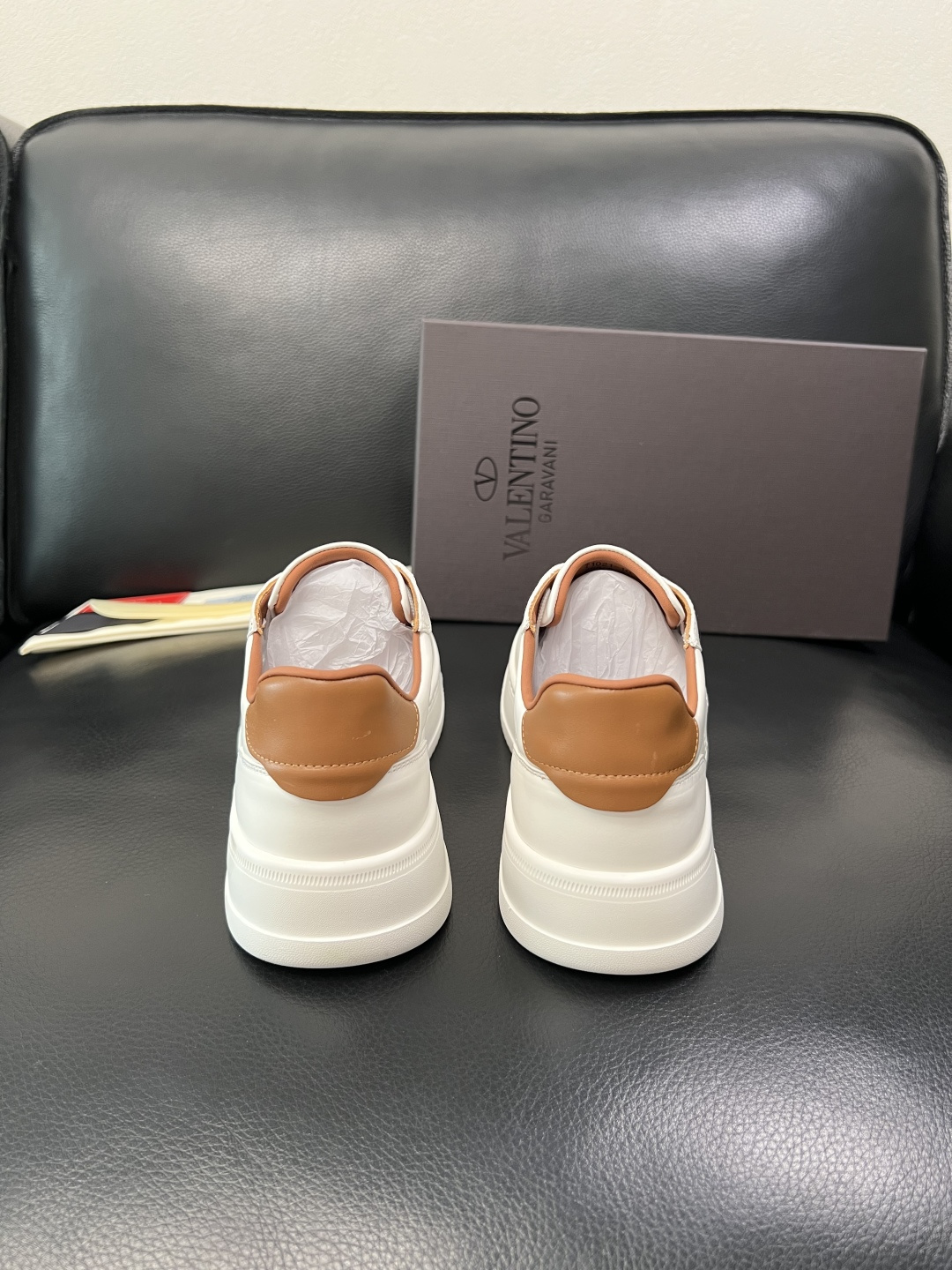 VALENTINO 高品质 顶级工艺品 华伦天奴，运动板鞋专柜同步，鞋面意大利进口，高品质拼接缤纷色彩复