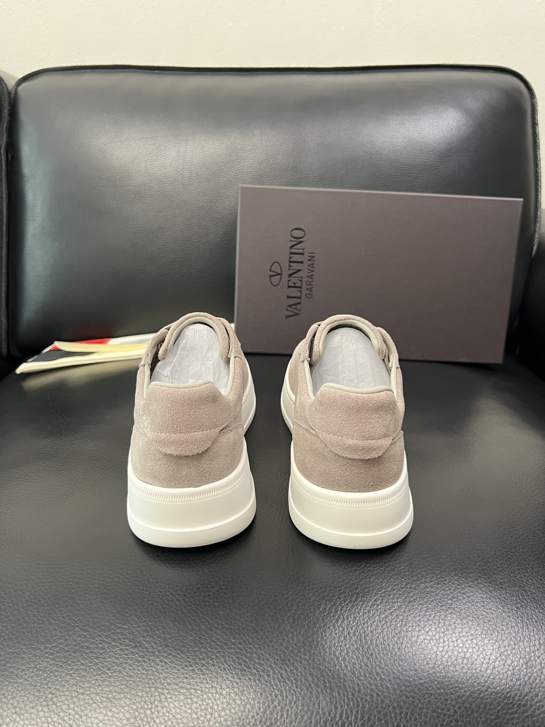 VALENTINO 高品质 顶级工艺品 华伦天奴，运动板鞋专柜同步，鞋面意大利进口，高品质拼接缤纷色彩复