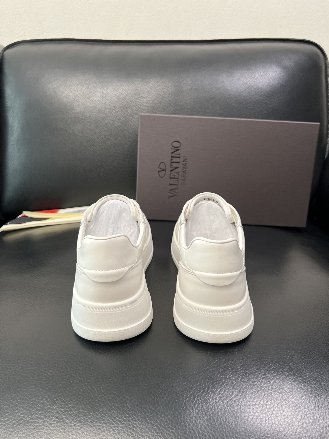 VALENTINO 高品质 顶级工艺品 华伦天奴，运动板鞋专柜同步，鞋面意大利进口，高品质拼接缤纷色彩复