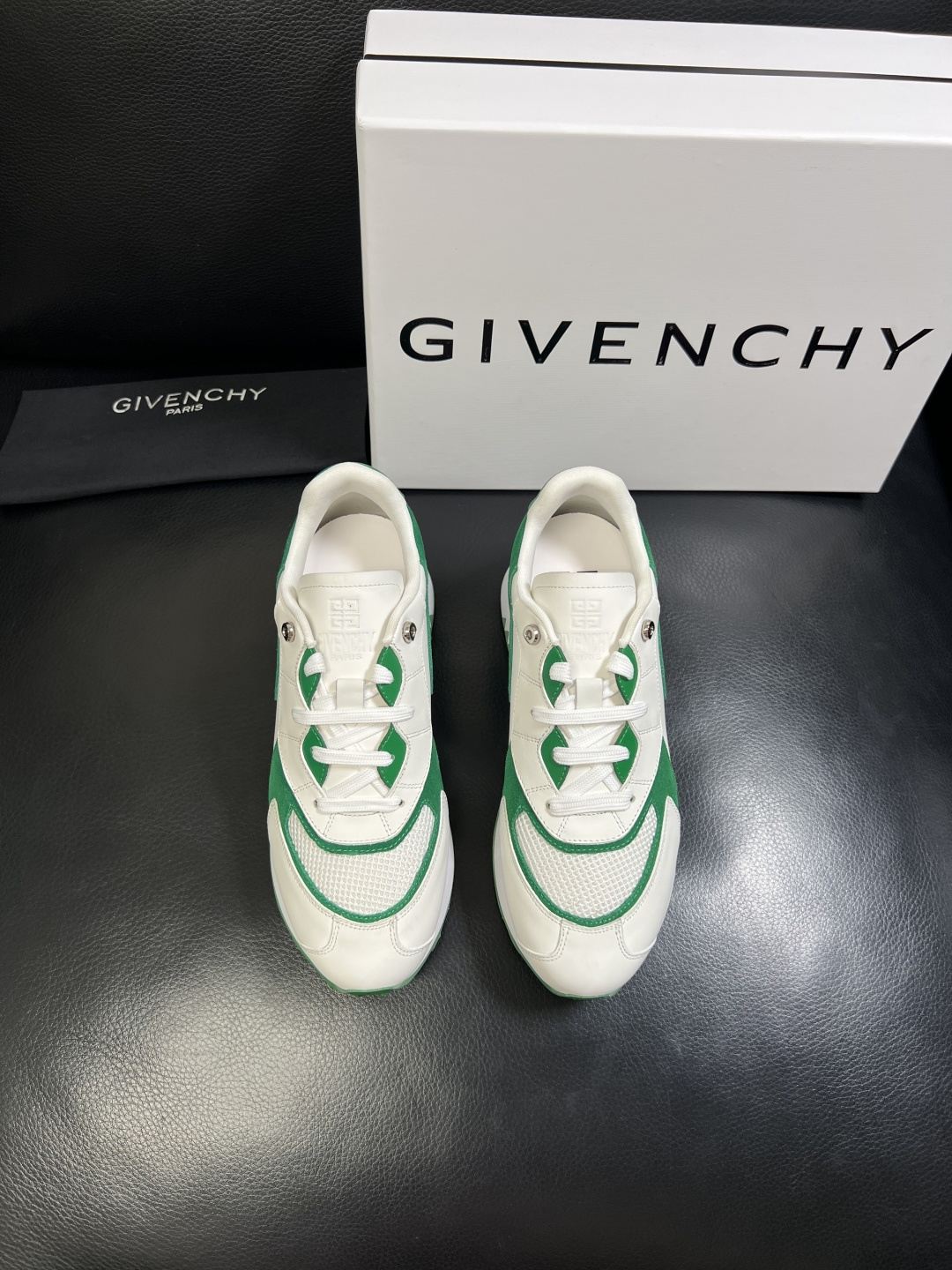 Givenchy 高品质 顶级工艺品 纪梵希 专柜同步原厂配置，意大利进口牛皮搭配面料，全鞋配件私模打造