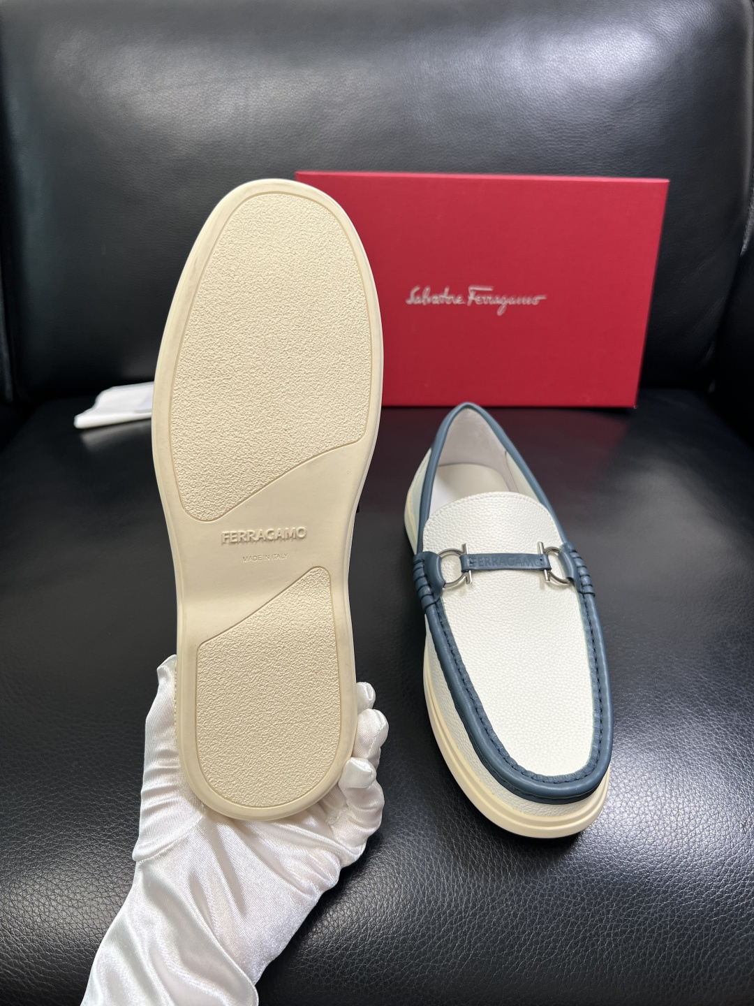 Ferragamo 高品质 顶级工艺品 菲拉格慕 专柜同步发售原厂配置，意大利进口原版牛皮，进口水染牛里