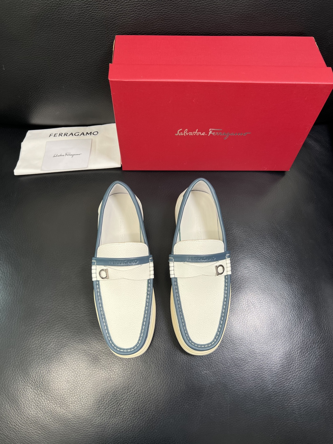 Ferragamo 高品质 顶级工艺品 菲拉格慕 专柜同步发售原厂配置，意大利进口原版牛皮，进口水染牛里