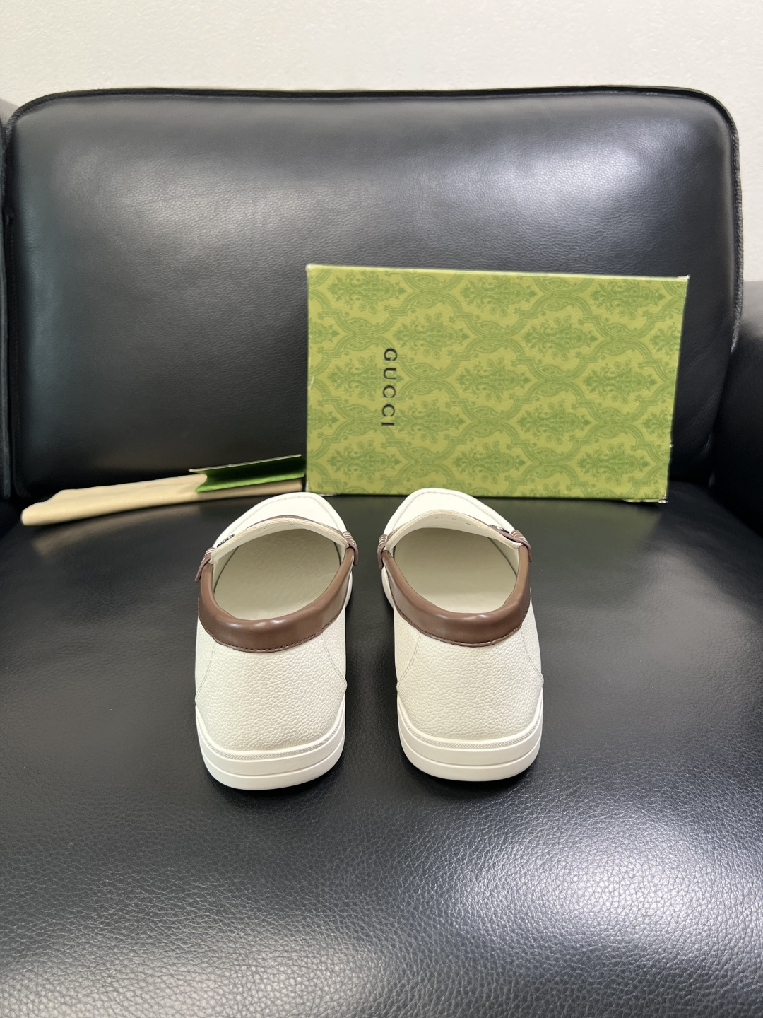 Gucci 高品质 顶级工艺品 古奇 专柜新款原厂配置，意大利进口牛皮面料，进口牛皮内里垫，透气舒适，鞋