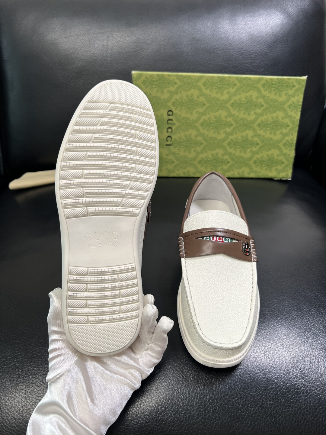 Gucci 高品质 顶级工艺品 古奇 专柜新款原厂配置，意大利进口牛皮面料，进口牛皮内里垫，透气舒适，鞋