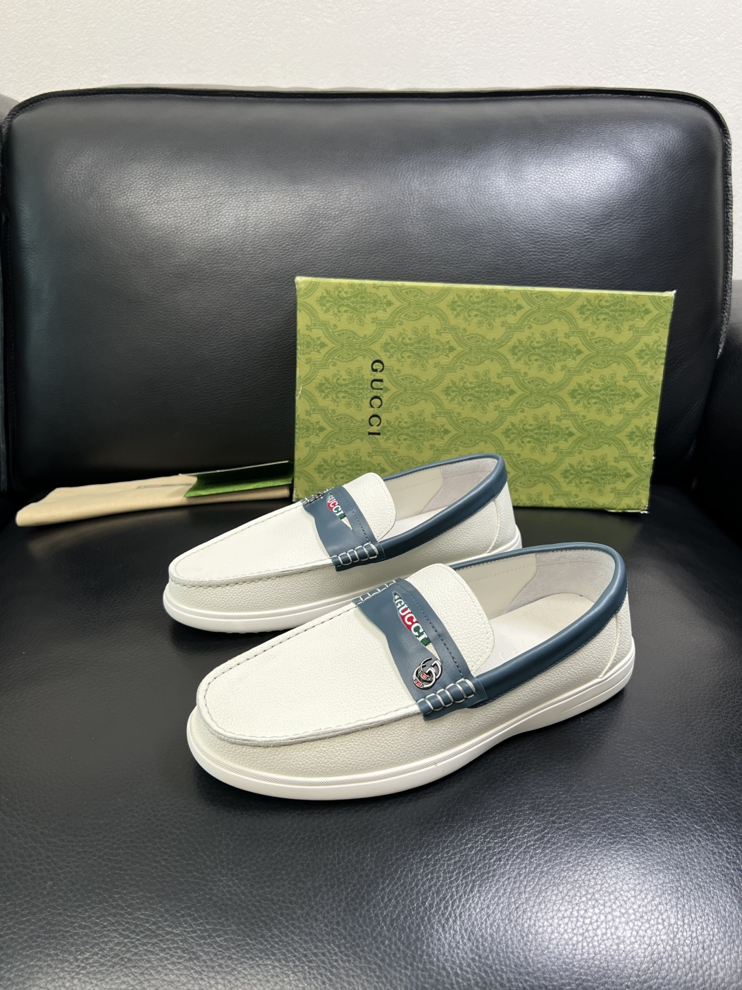 Gucci 高品质 顶级工艺品 古奇 专柜新款原厂配置，意大利进口牛皮面料，进口牛皮内里垫，透气舒适，鞋