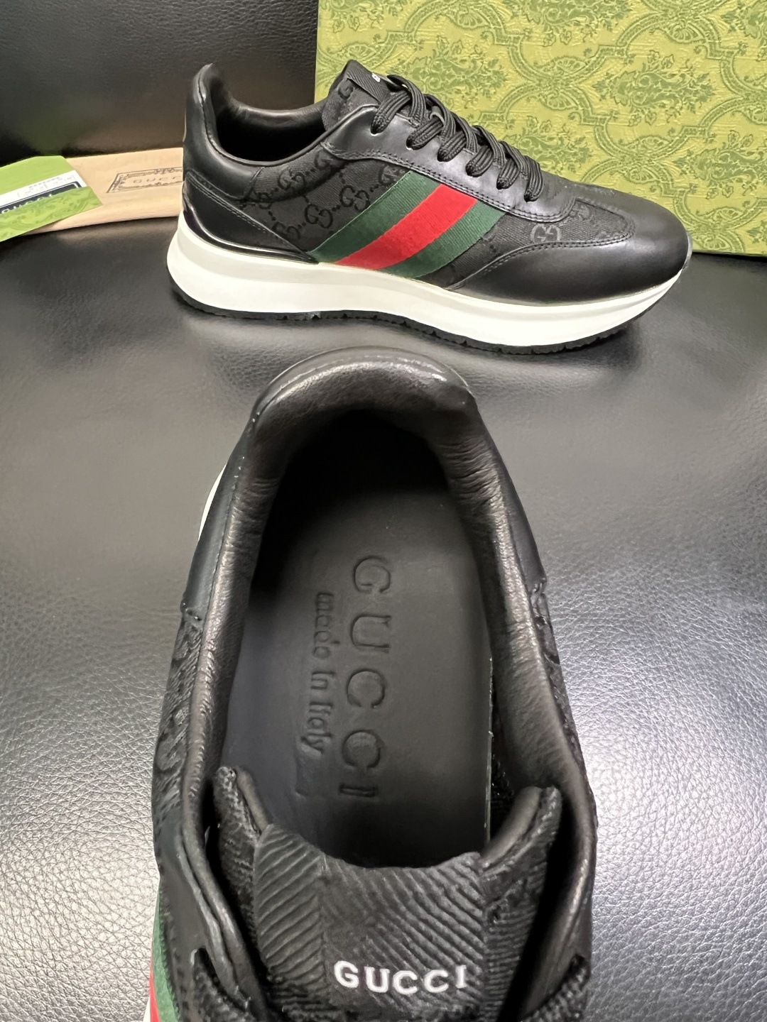 Gucci 高品质 顶级工艺品 古奇 专柜新款原厂配置，意大利进口牛皮面料，进口牛皮内里垫，透气舒适，鞋