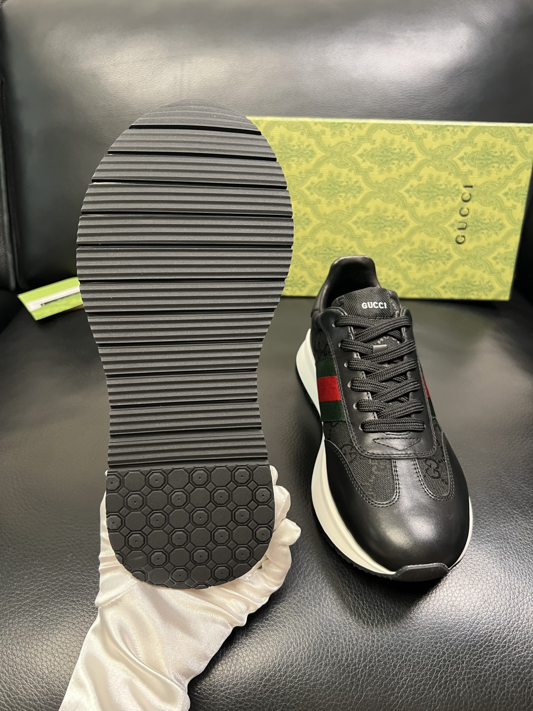 Gucci 高品质 顶级工艺品 古奇 专柜新款原厂配置，意大利进口牛皮面料，进口牛皮内里垫，透气舒适，鞋