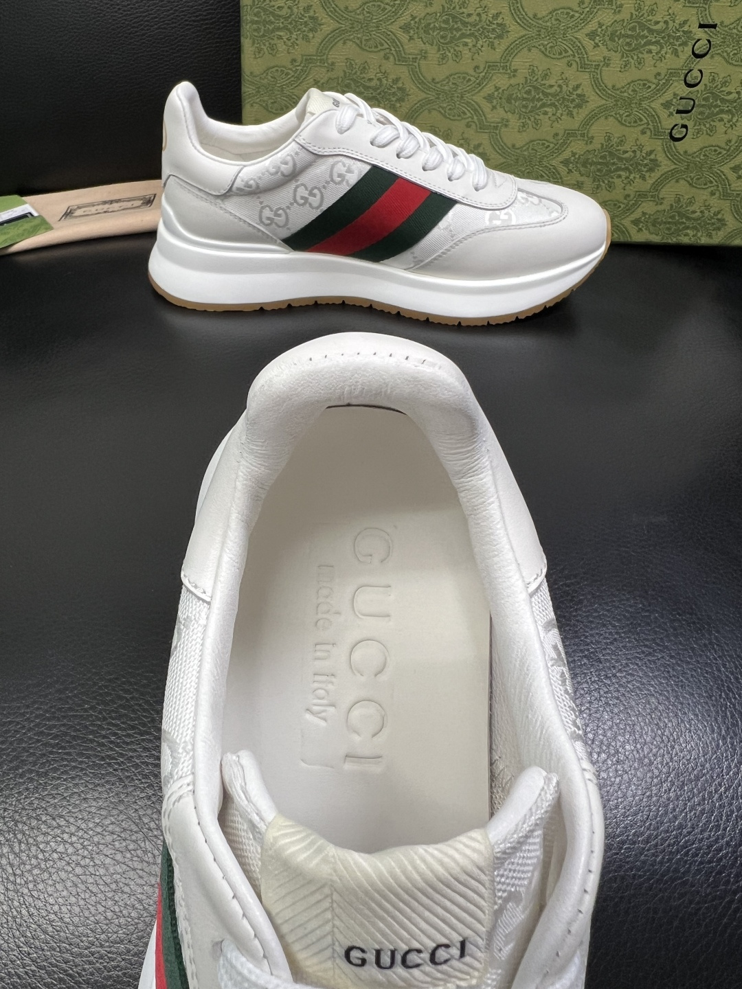 Gucci 高品质 顶级工艺品 古奇 专柜新款原厂配置，意大利进口牛皮面料，进口牛皮内里垫，透气舒适，鞋