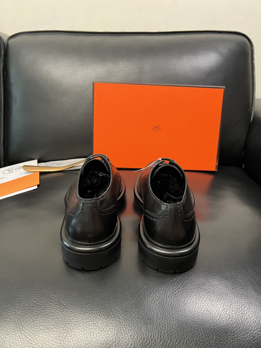Hermes 高品质 顶级工艺品 爱马仕 皮鞋专柜同步发售原厂配置，意大利进口原版牛皮面料，高品质拼接工
