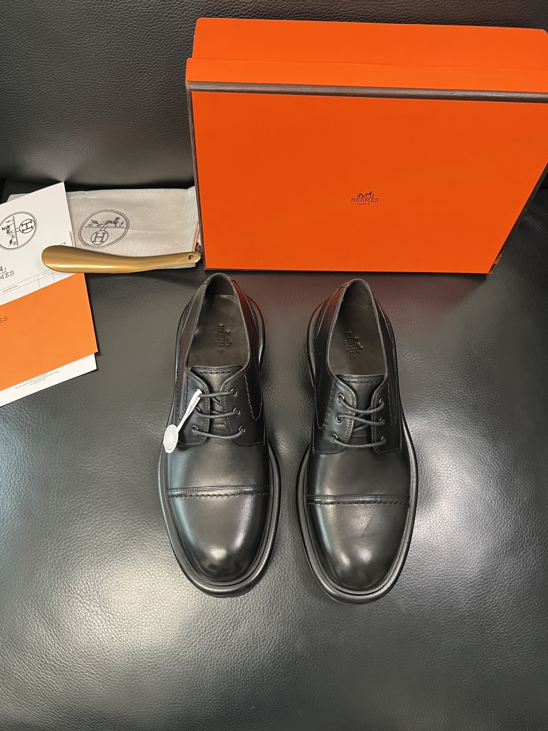 Hermes 高品质 顶级工艺品 爱马仕 皮鞋专柜同步发售原厂配置，意大利进口原版牛皮面料，高品质拼接工