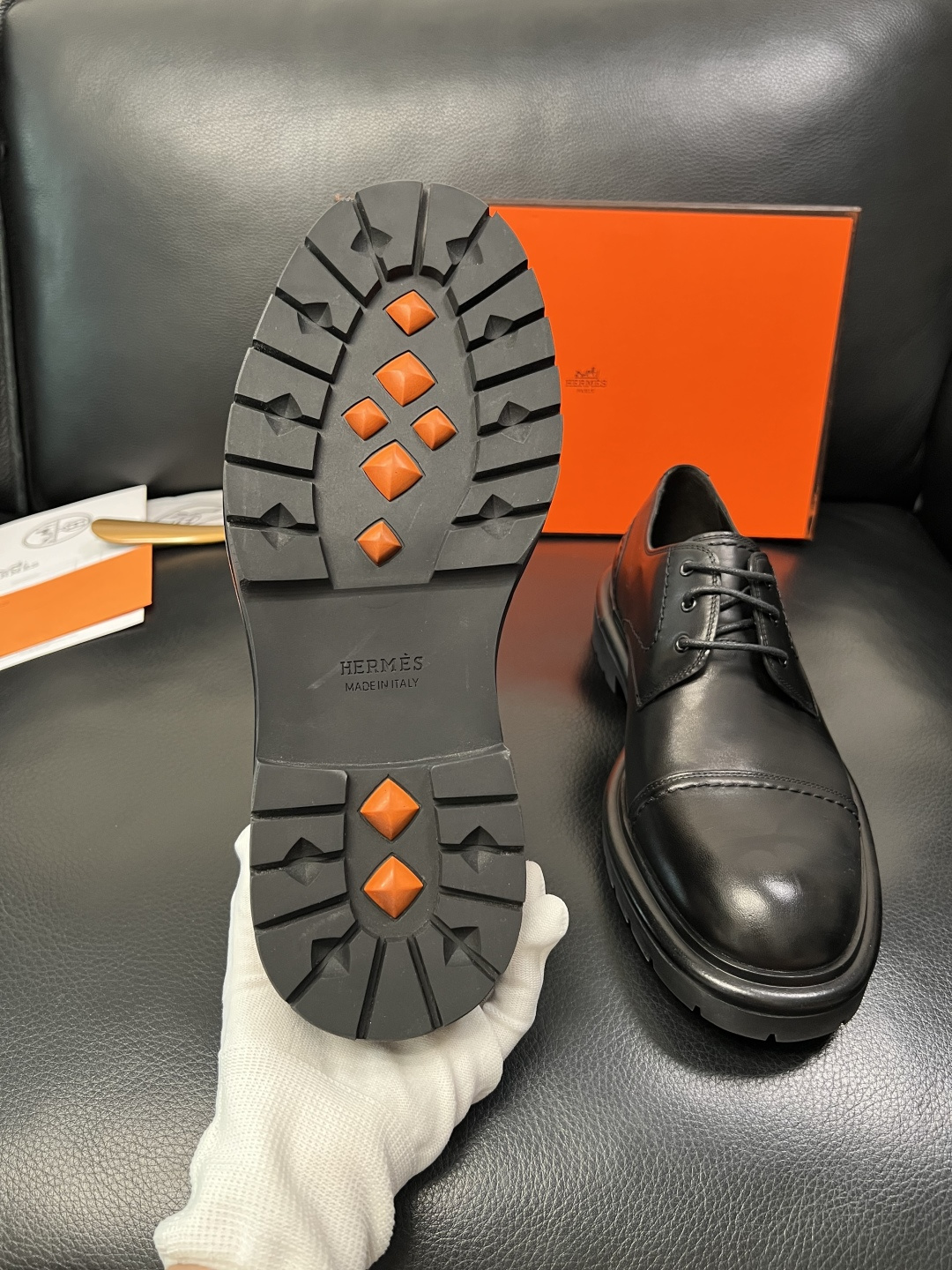 Hermes 高品质 顶级工艺品 爱马仕 皮鞋专柜同步发售原厂配置，意大利进口原版牛皮面料，高品质拼接工