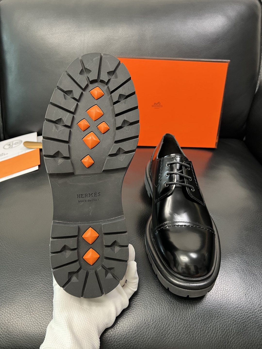 Hermes 高品质 顶级工艺品 爱马仕 皮鞋专柜同步发售原厂配置，意大利进口原版牛皮面料，高品质拼接工