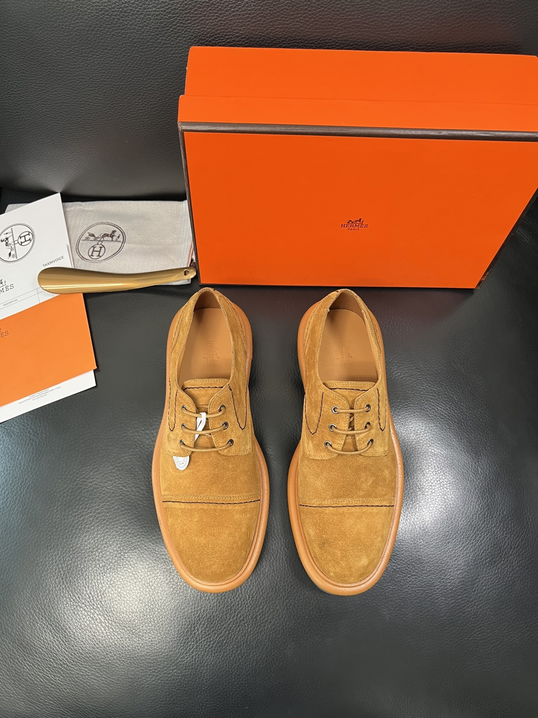 Hermes 高品质 顶级工艺品 爱马仕 皮鞋专柜同步发售原厂配置，意大利进口原版牛皮面料，高品质拼接工