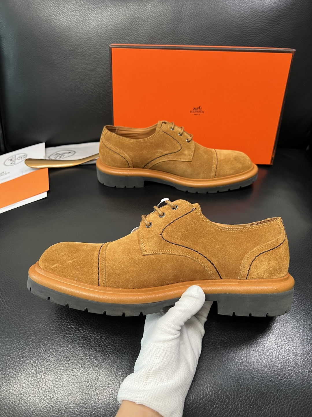 Hermes 高品质 顶级工艺品 爱马仕 皮鞋专柜同步发售原厂配置，意大利进口原版牛皮面料，高品质拼接工