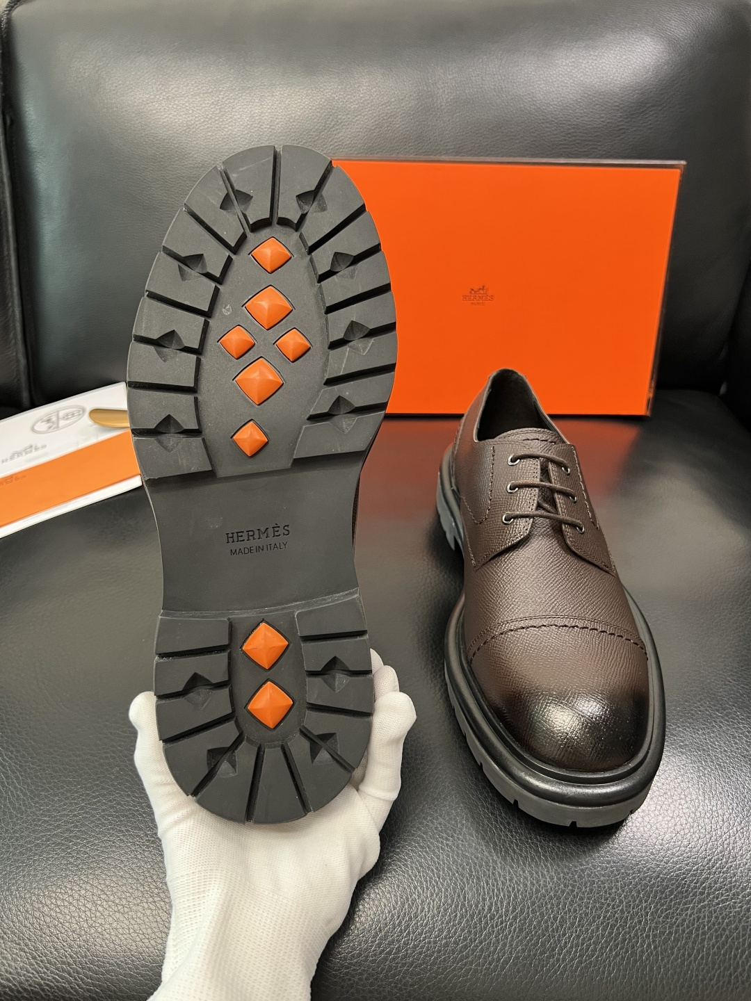 Hermes 高品质 顶级工艺品 爱马仕 皮鞋专柜同步发售原厂配置，意大利进口原版牛皮面料，高品质拼接工