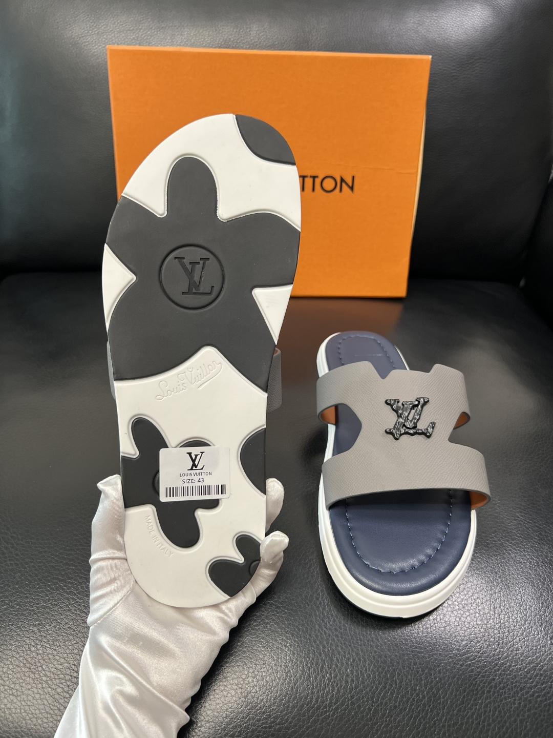 Lv 高品质 顶级工艺品 路易威登，拖鞋 专柜同步原厂配置，鞋面意大利进口，高品质拼接缤纷色彩复杂工艺品