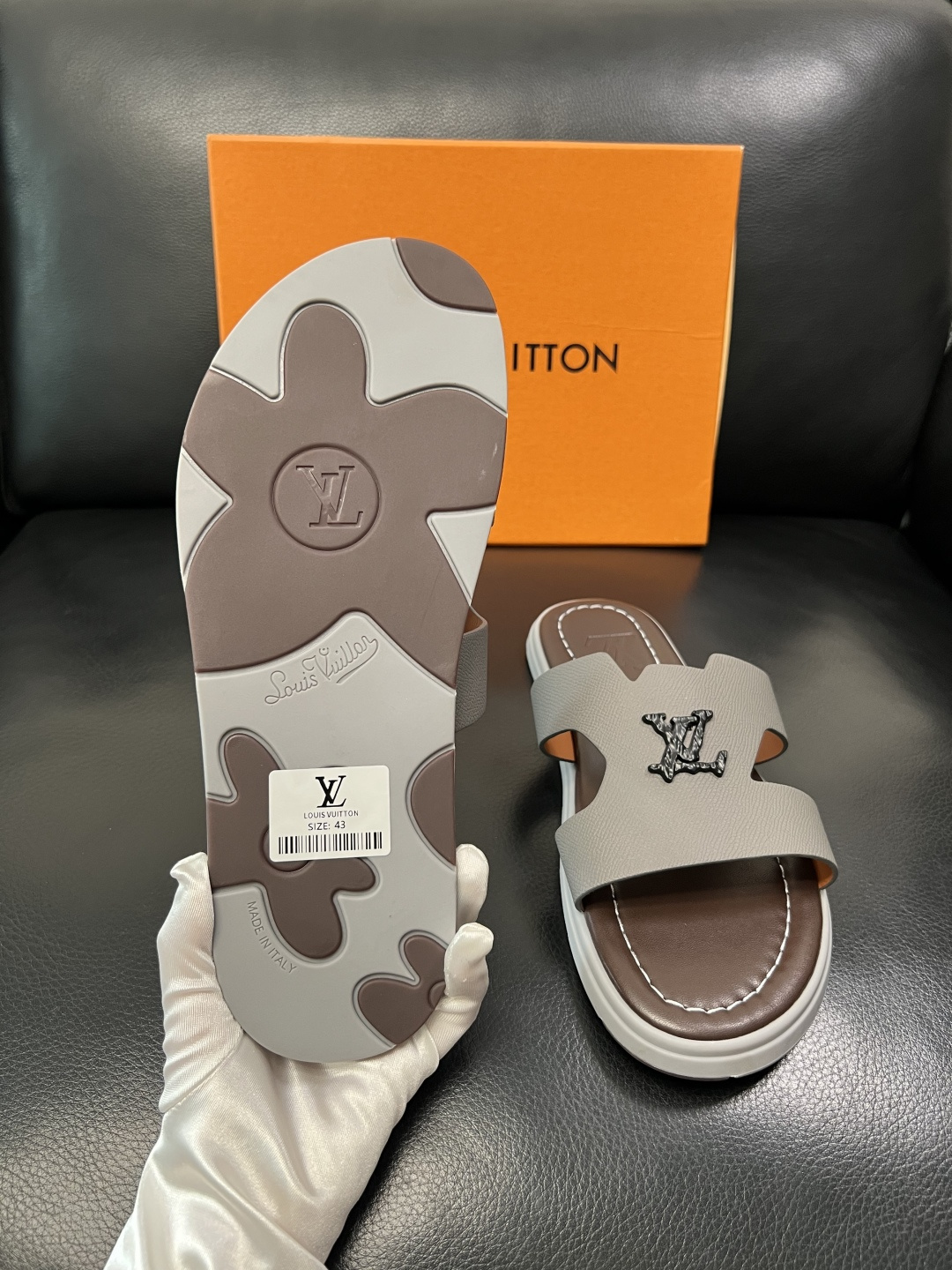 Lv 高品质 顶级工艺品 路易威登，拖鞋 专柜同步原厂配置，鞋面意大利进口，高品质拼接缤纷色彩复杂工艺品