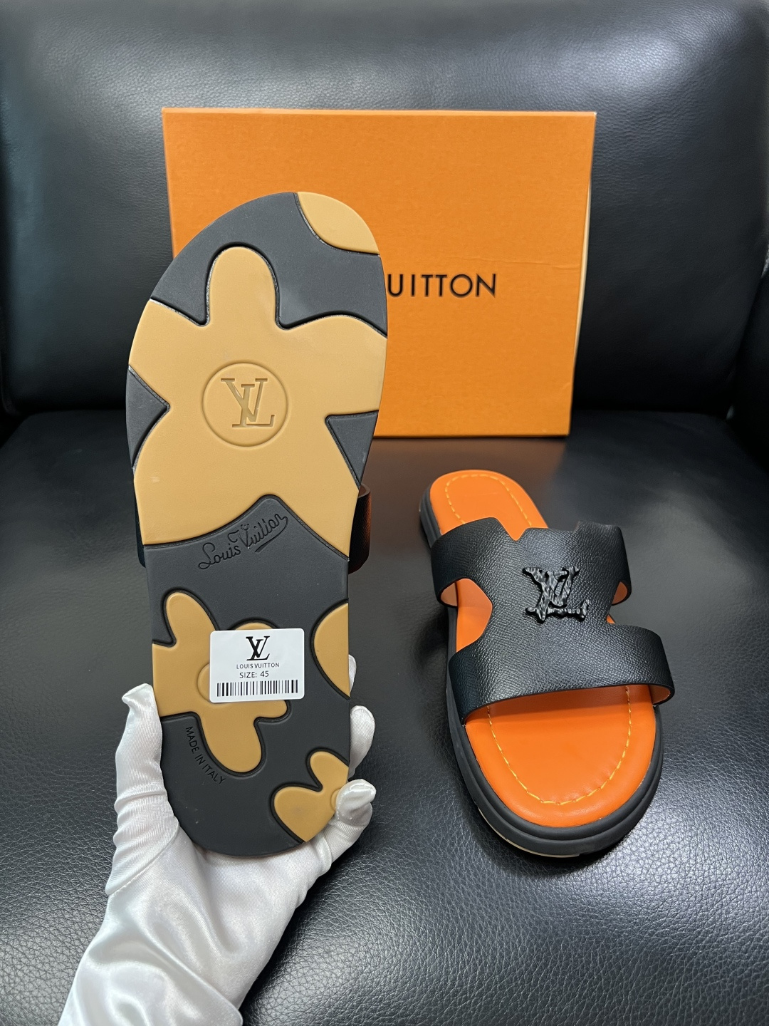 Lv 高品质 顶级工艺品 路易威登，拖鞋 专柜同步原厂配置，鞋面意大利进口，高品质拼接缤纷色彩复杂工艺品