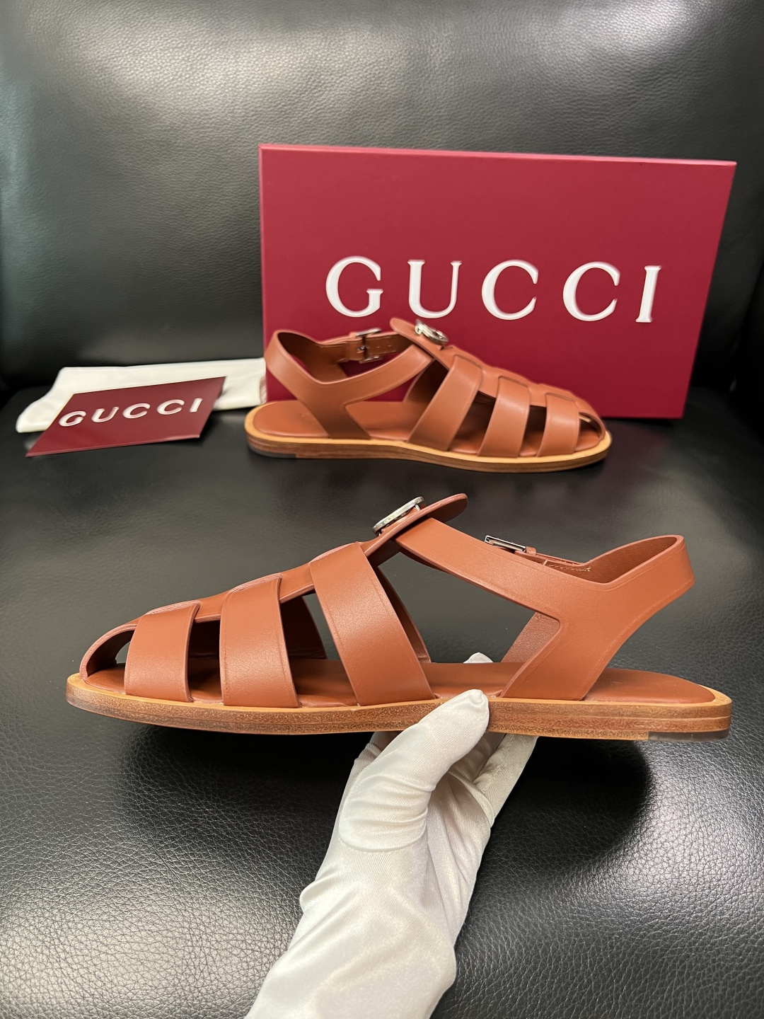 Gucci 高品质 顶级工艺品 古奇 拖鞋专柜新款原厂配置，意大利进口牛皮面料，进口牛皮内里垫，透气舒适