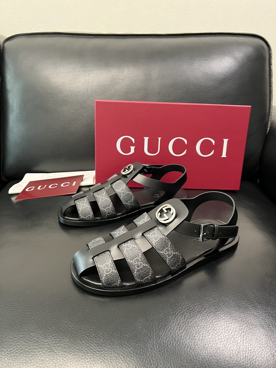Gucci 高品质 顶级工艺品 古奇 拖鞋专柜新款原厂配置，意大利进口牛皮面料，进口牛皮内里垫，透气舒适