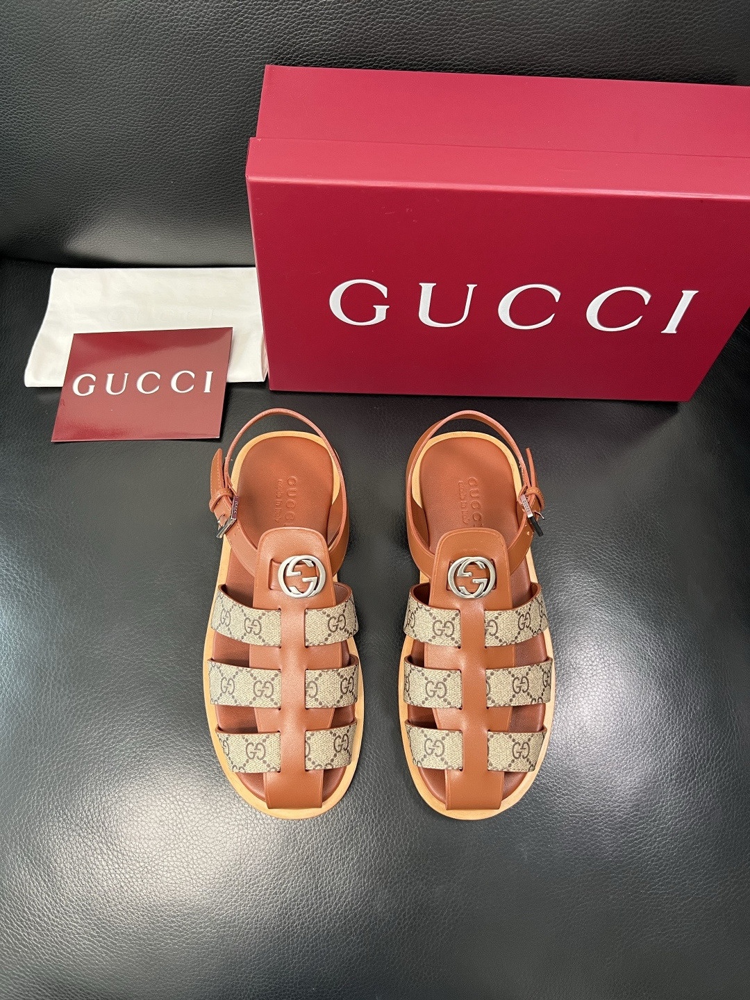 Gucci 高品质 顶级工艺品 古奇 拖鞋专柜新款原厂配置，意大利进口牛皮面料，进口牛皮内里垫，透气舒适