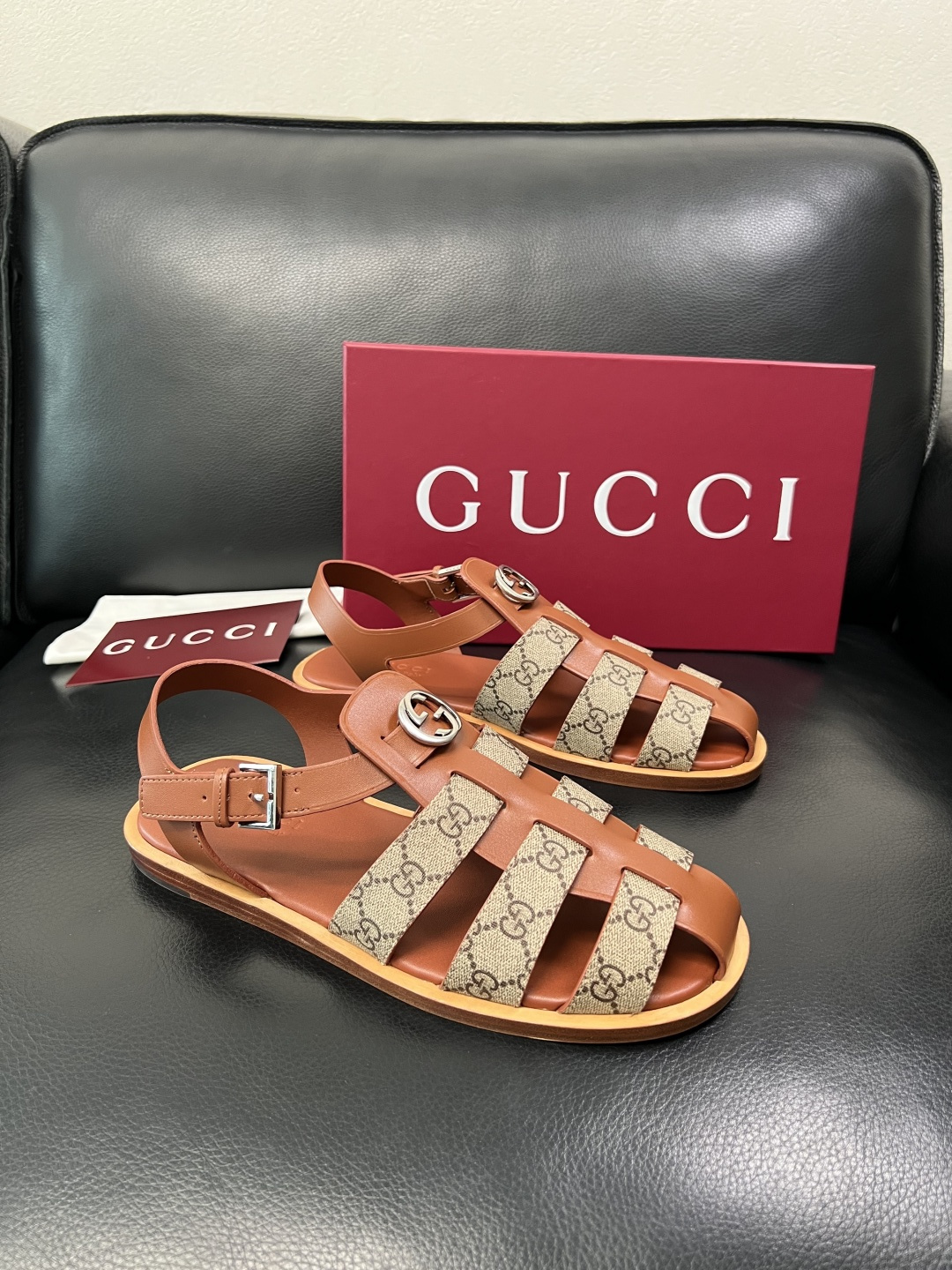 Gucci 高品质 顶级工艺品 古奇 拖鞋专柜新款原厂配置，意大利进口牛皮面料，进口牛皮内里垫，透气舒适