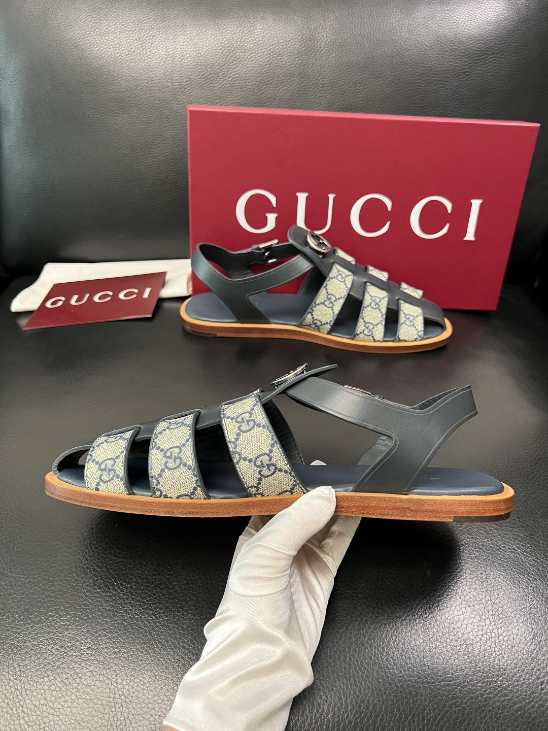 Gucci 高品质 顶级工艺品 古奇 拖鞋专柜新款原厂配置，意大利进口牛皮面料，进口牛皮内里垫，透气舒适
