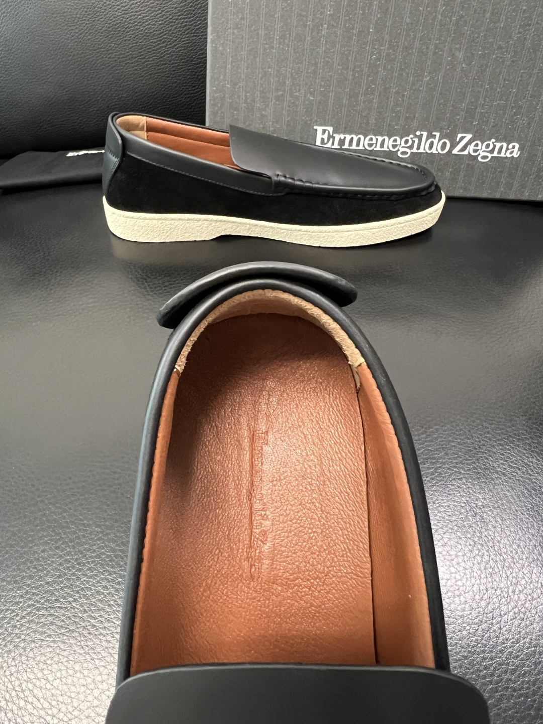 Zegna 高品质 顶级工艺品 杰尼亚 专柜新款原厂配置，意大利进口牛皮面料，进口牛里垫，透气舒适，鞋底
