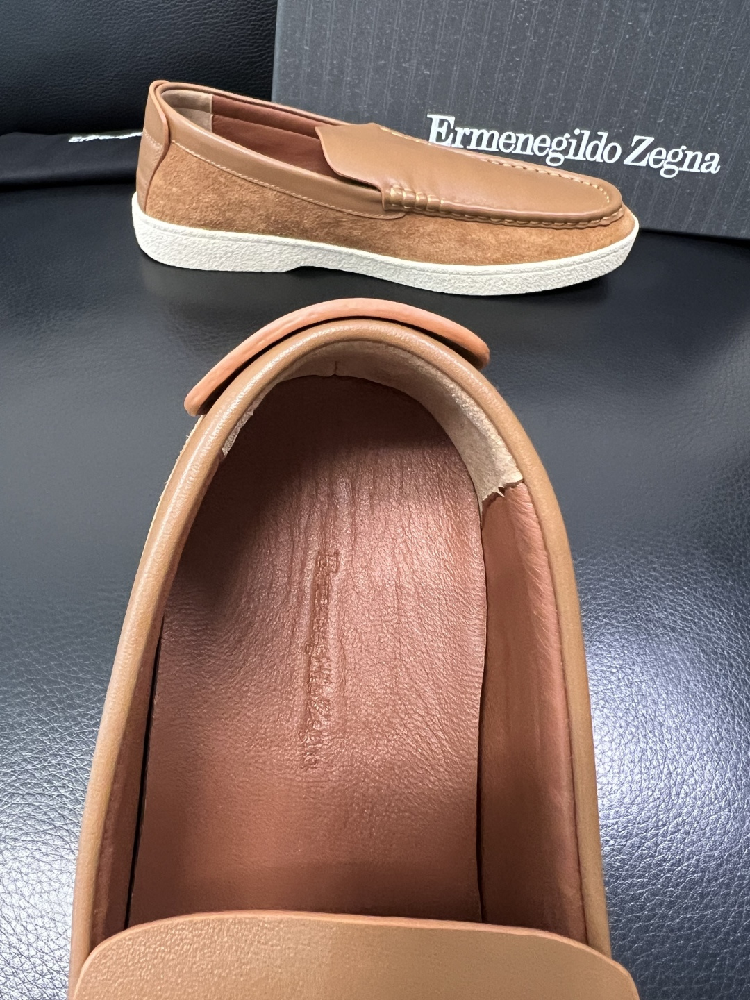 Zegna 高品质 顶级工艺品 杰尼亚 专柜新款原厂配置，意大利进口牛皮面料，进口牛里垫，透气舒适，鞋底