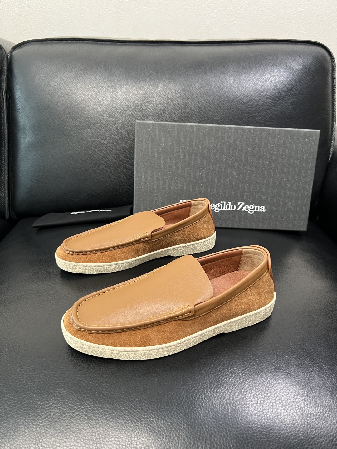 Zegna 高品质 顶级工艺品 杰尼亚 专柜新款原厂配置，意大利进口牛皮面料，进口牛里垫，透气舒适，鞋底