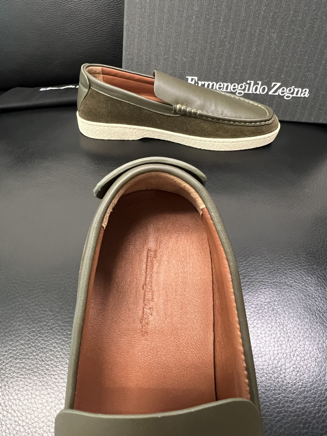 Zegna 高品质 顶级工艺品 杰尼亚 专柜新款原厂配置，意大利进口牛皮面料，进口牛里垫，透气舒适，鞋底