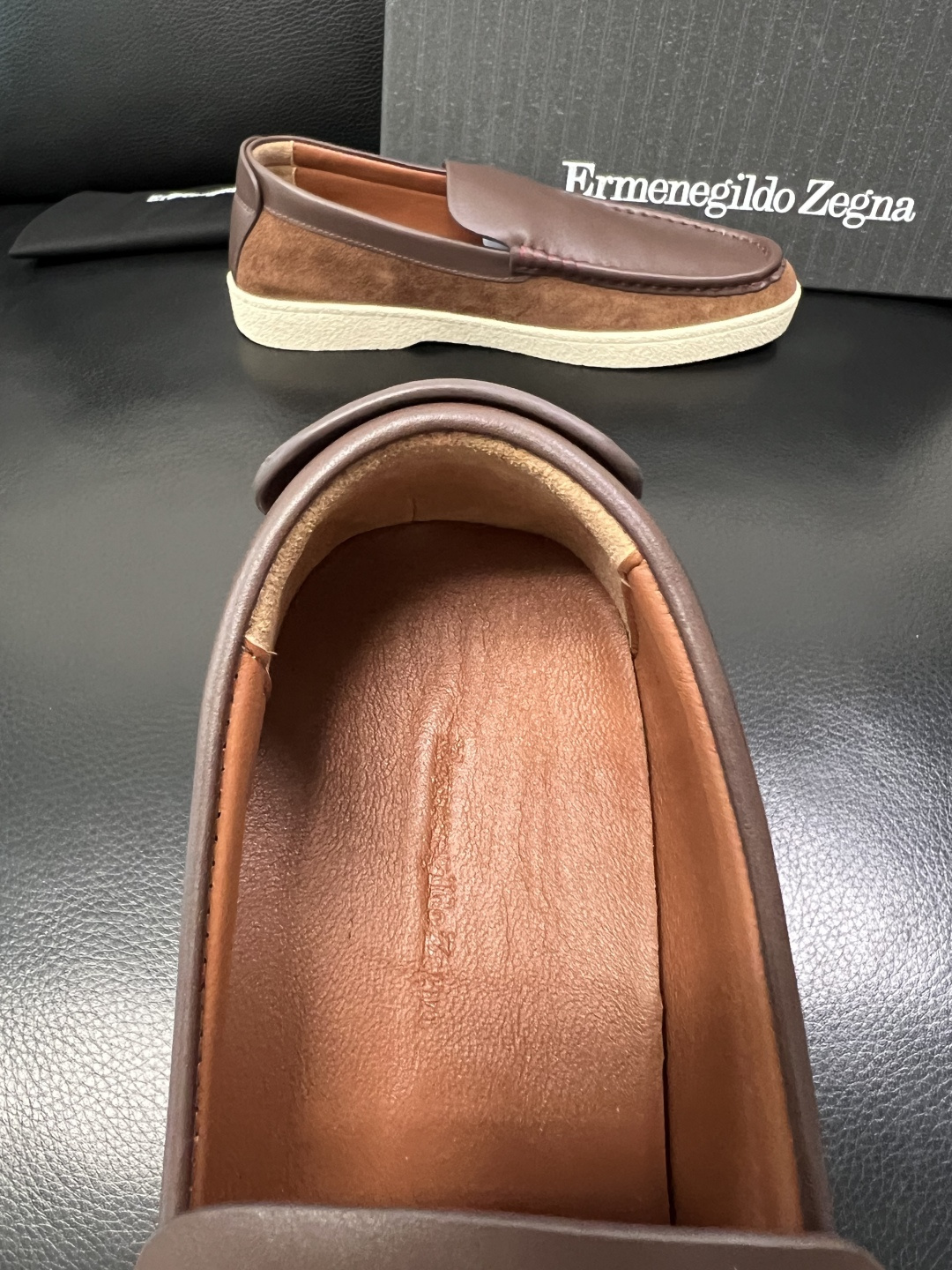 Zegna 高品质 顶级工艺品 杰尼亚 专柜新款原厂配置，意大利进口牛皮面料，进口牛里垫，透气舒适，鞋底