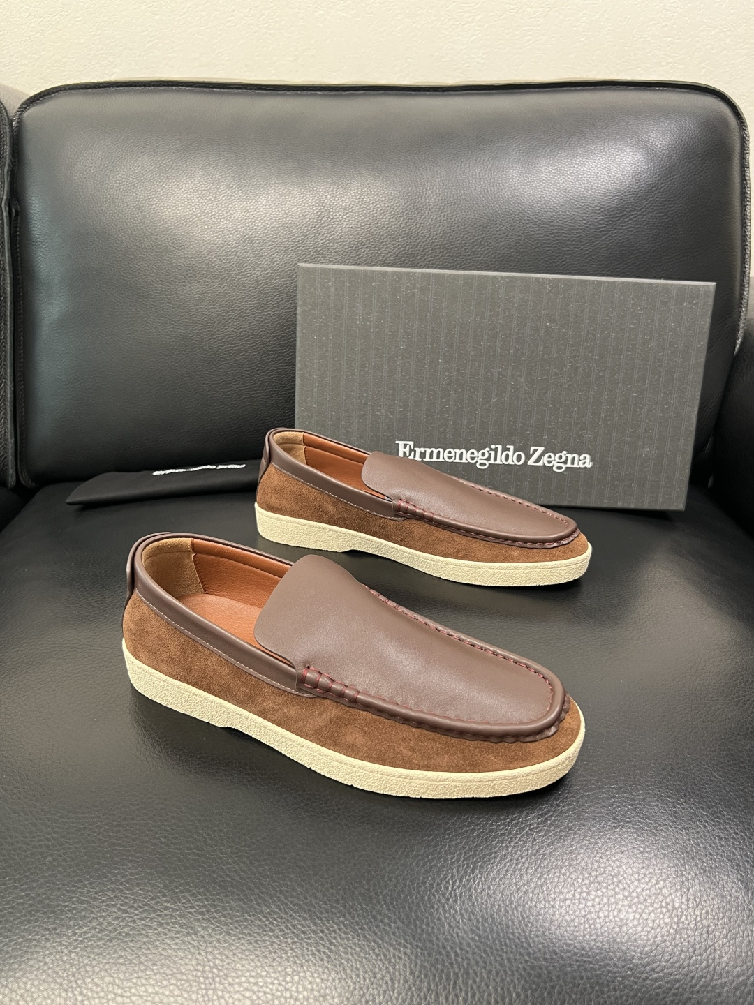 Zegna 高品质 顶级工艺品 杰尼亚 专柜新款原厂配置，意大利进口牛皮面料，进口牛里垫，透气舒适，鞋底