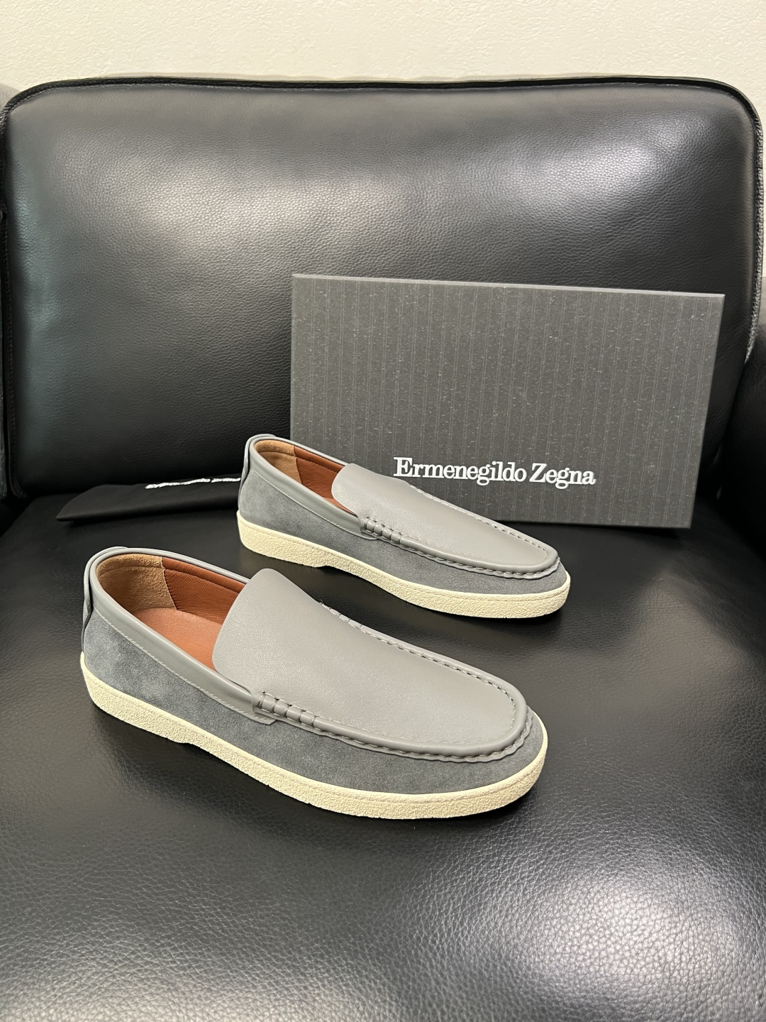 Zegna 高品质 顶级工艺品 杰尼亚 专柜新款原厂配置，意大利进口牛皮面料，进口牛里垫，透气舒适，鞋底