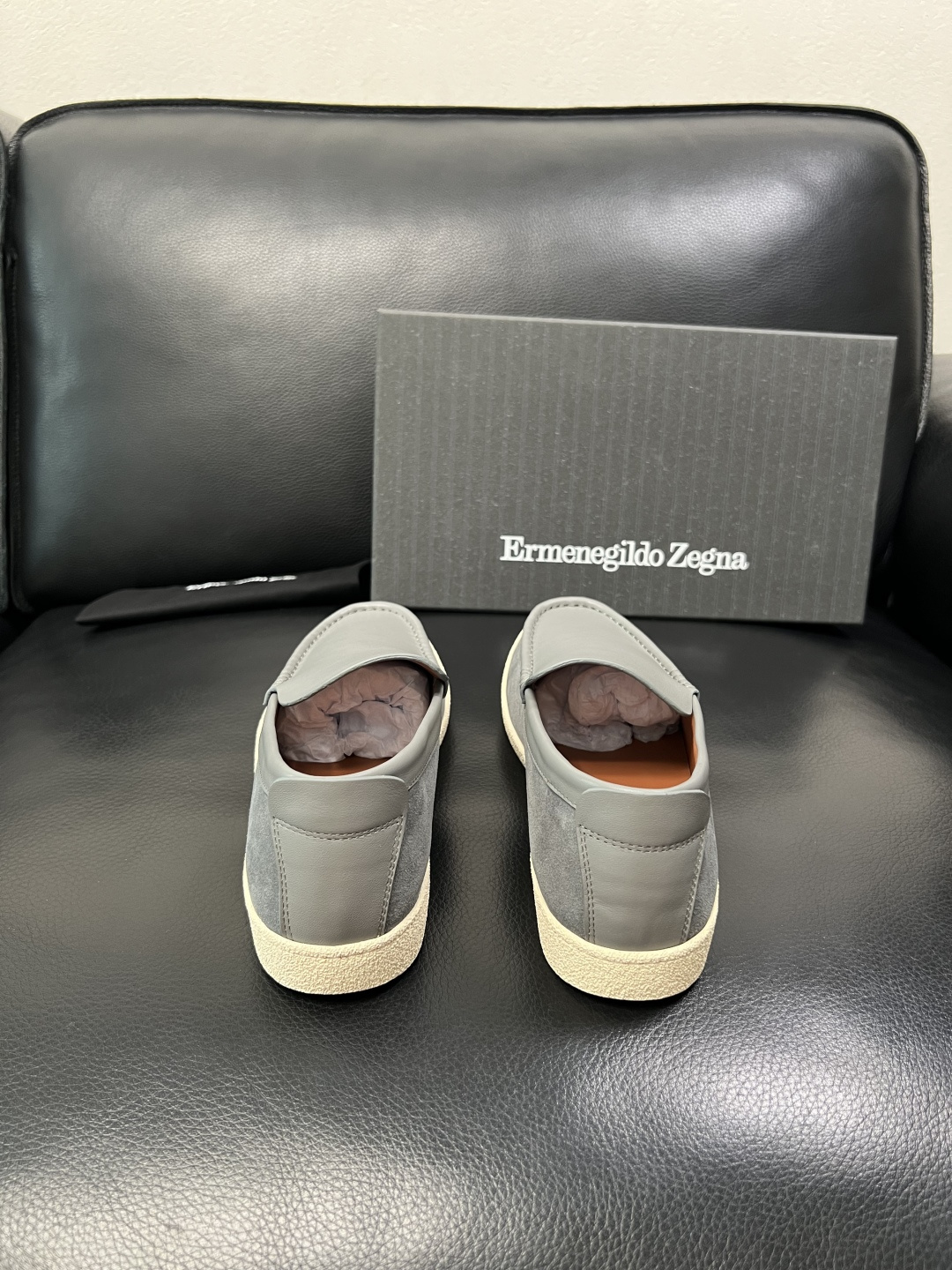 Zegna 高品质 顶级工艺品 杰尼亚 专柜新款原厂配置，意大利进口牛皮面料，进口牛里垫，透气舒适，鞋底