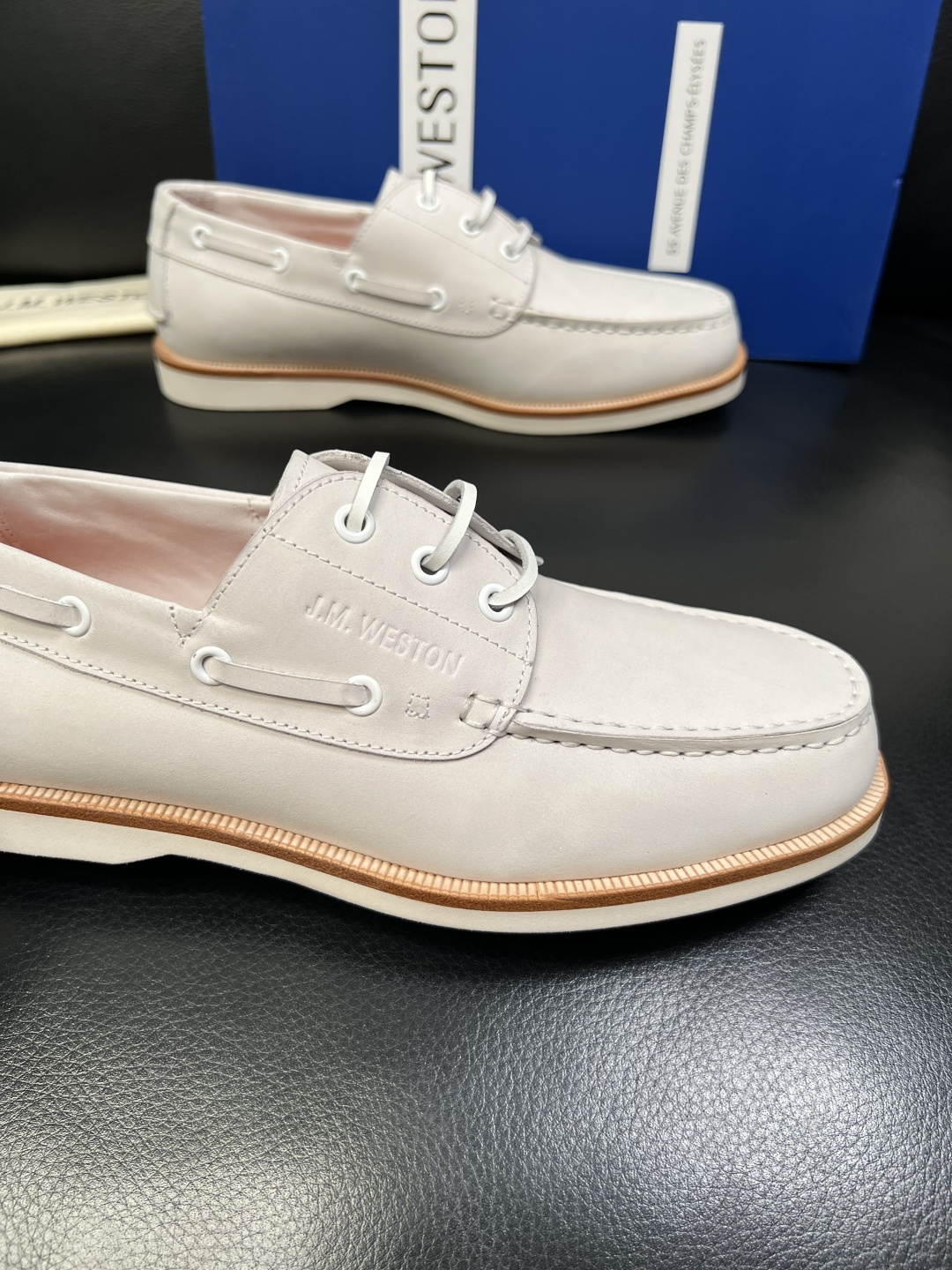 ⚠️只换码不退⚠️ J.M.WESTON 高品质 顶级工艺品 专柜新品同步，鞋面意大利进口牛皮拼布面料，