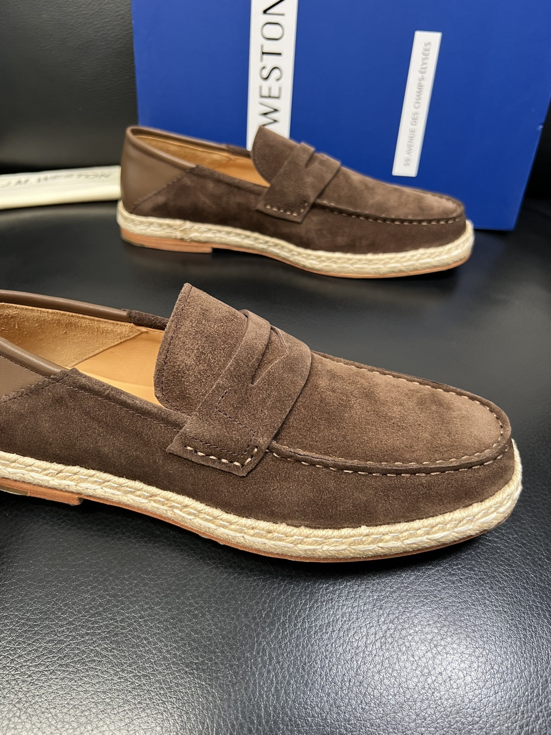 ⚠️只换码不退⚠️ J.M.WESTON 高品质 顶级工艺品 专柜新品同步，鞋面意大利进口牛皮拼布面料，